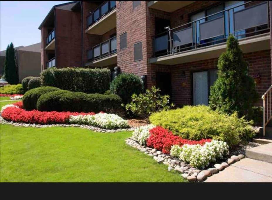 Honoray-Kes Appartement Monroeville Buitenkant foto